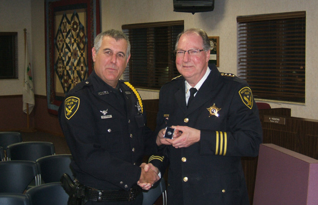 Hickory Hills Police Office Receives Honor